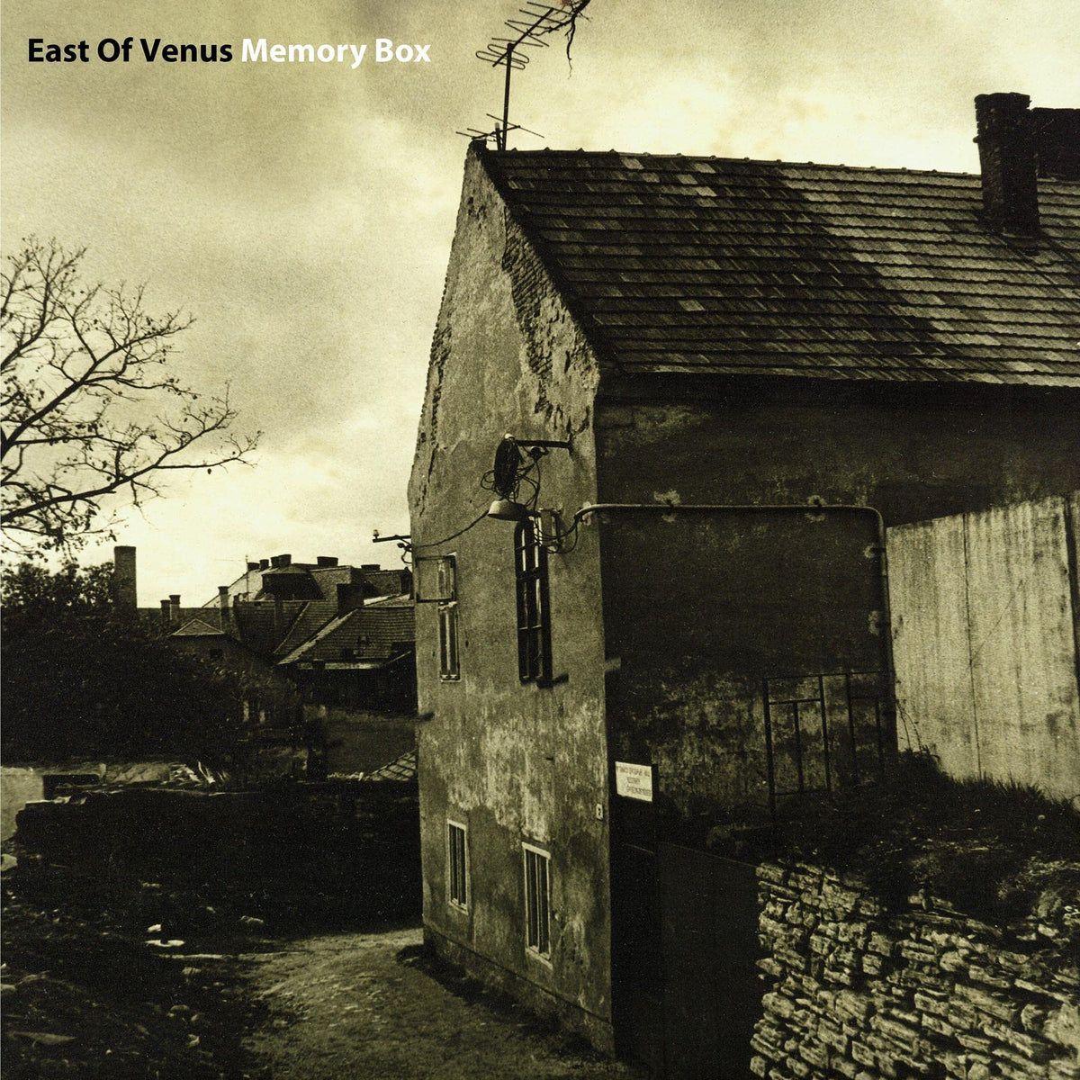 East of Venus – Memory Box vinyl record cover