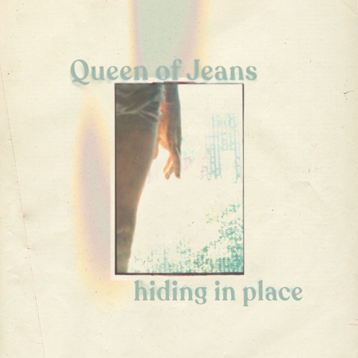 Queen of Jeans – Hiding in Place vinyl cover
