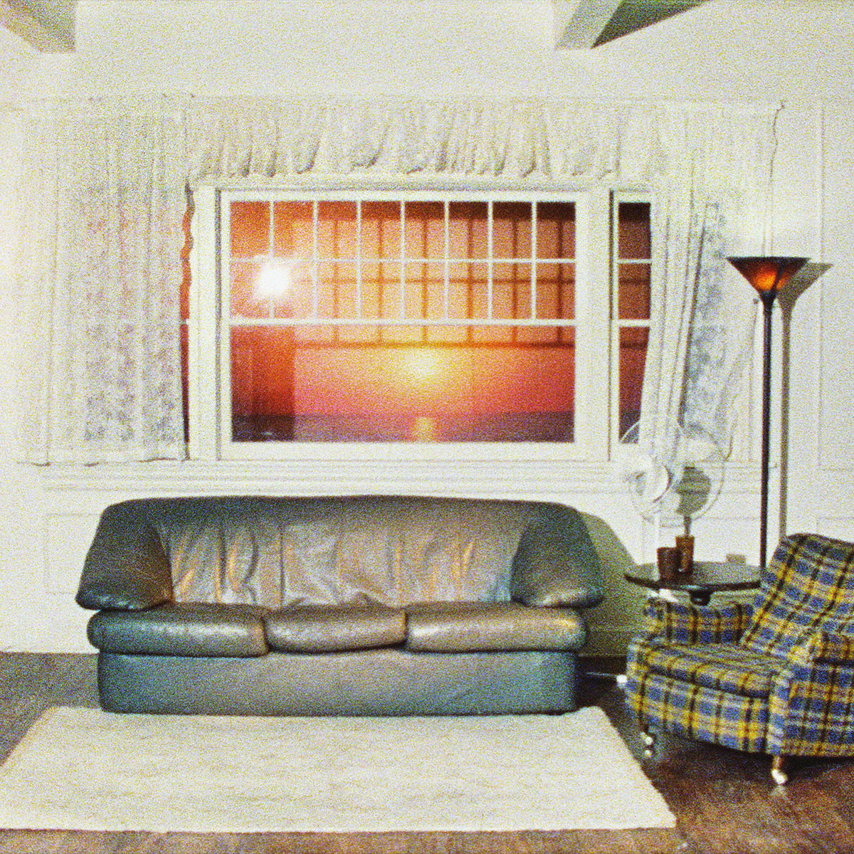 Wallows – Model (SOLID ORCHID/TRANSLUCENT ORANGE CRUSH VINYL, LIMITED, INDIE-RETAIL EXCLUSIVE) vinyl record cover