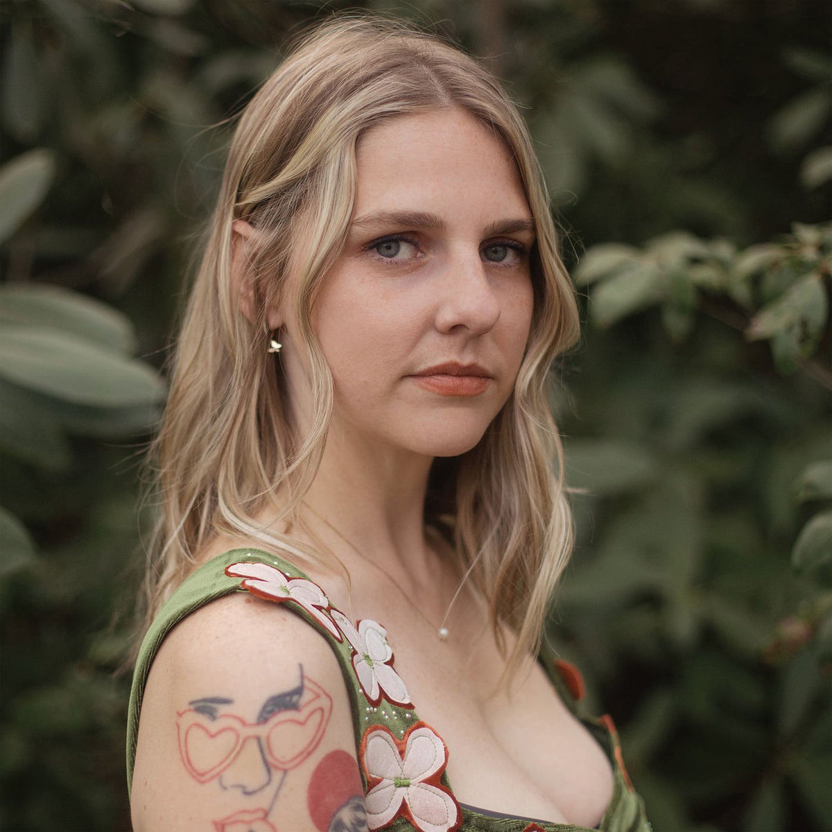 Dori Freeman – Ten Thousand Roses vinyl record cover