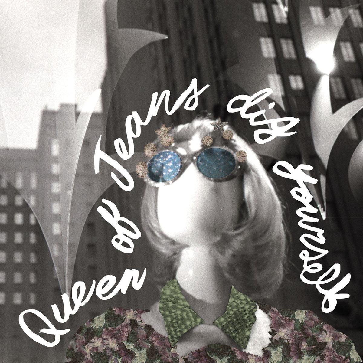 Queen Of Jeans – Dig Yourself -Download- vinyl record cover