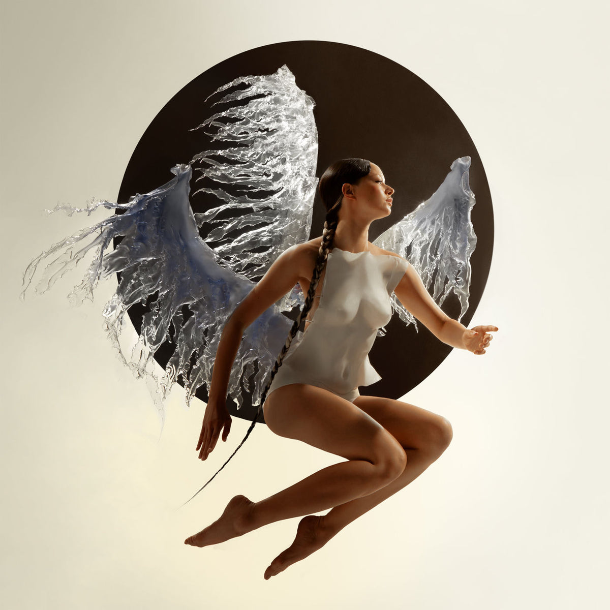 Lucinda Chua – Yian vinyl record cover