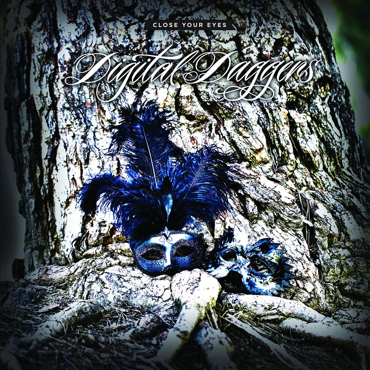 Digital Daggers – Close Your Eyes vinyl record cover