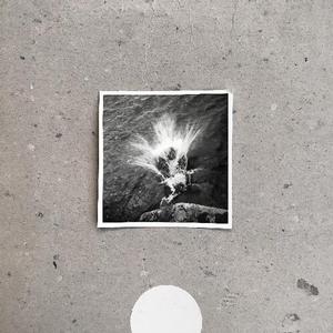 Nils Frahm – Empty vinyl record cover