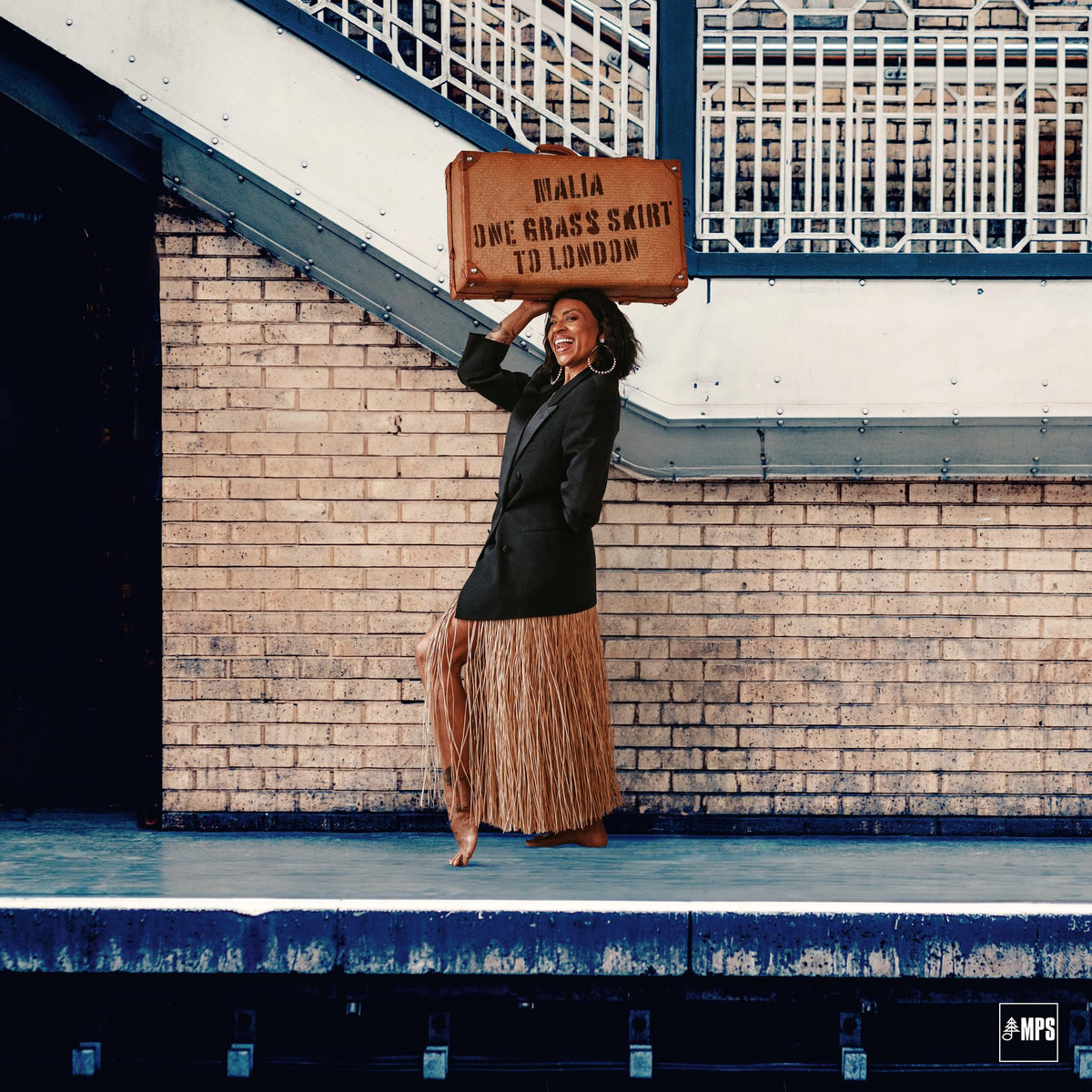 Malia – One Grass Skirt to London vinyl record cover