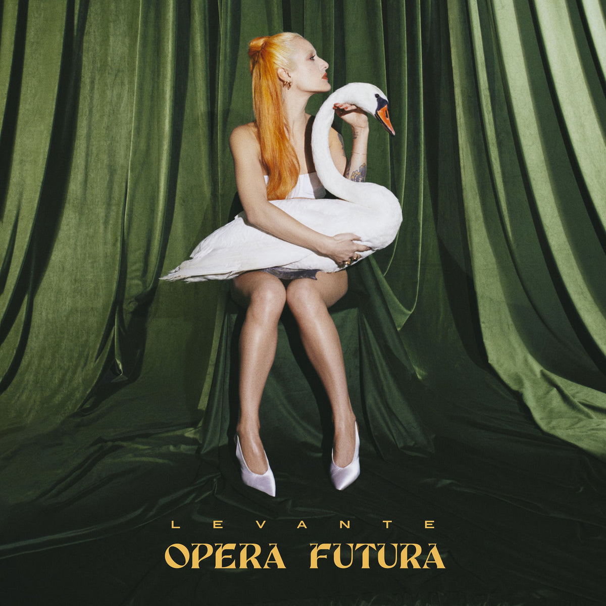 Levante – Opera Futura vinyl record cover