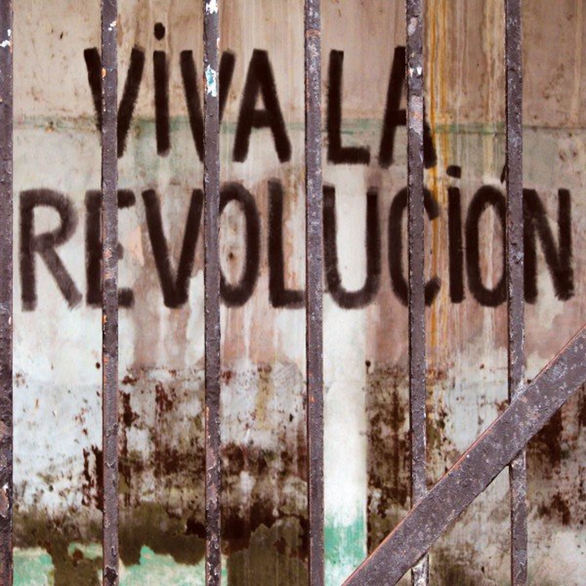 Various Artists – Viva La Revolucion! vinyl record cover