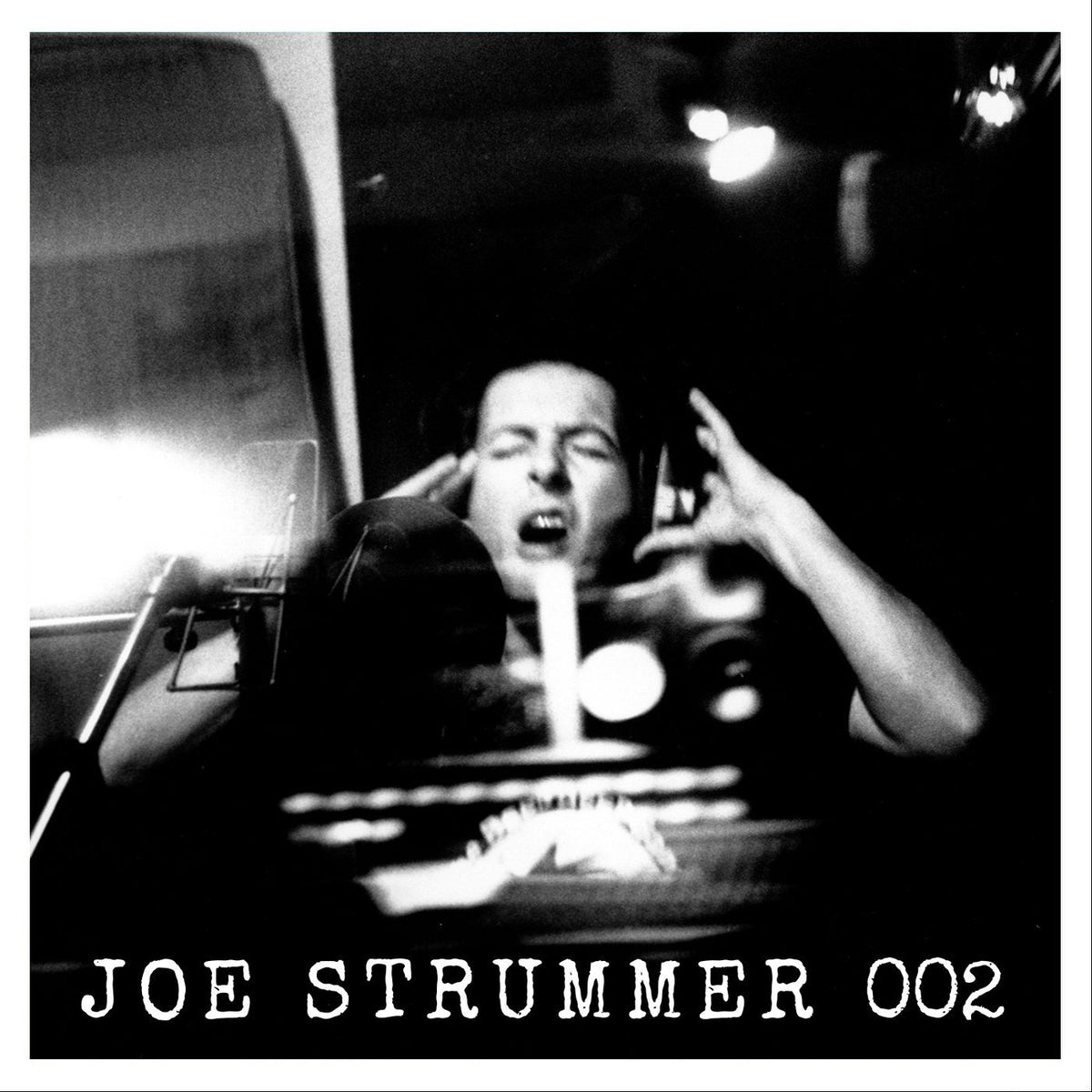 Joe Strummer – Joe Strummer 002: The Mescaleros Years vinyl cover