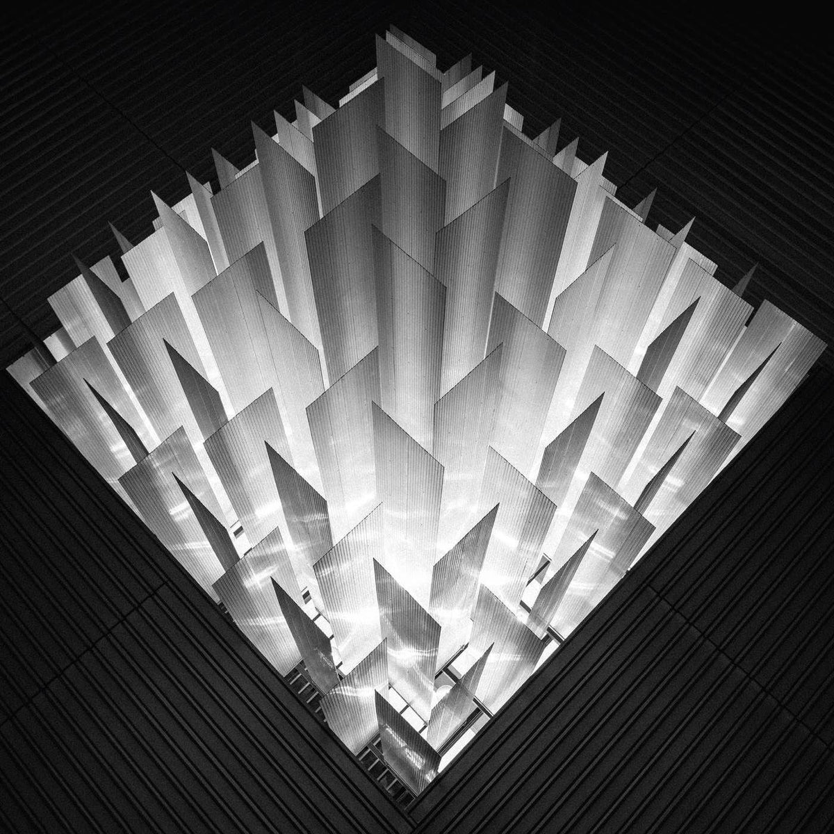 Ben Chatwin – Altered Signals vinyl cover
