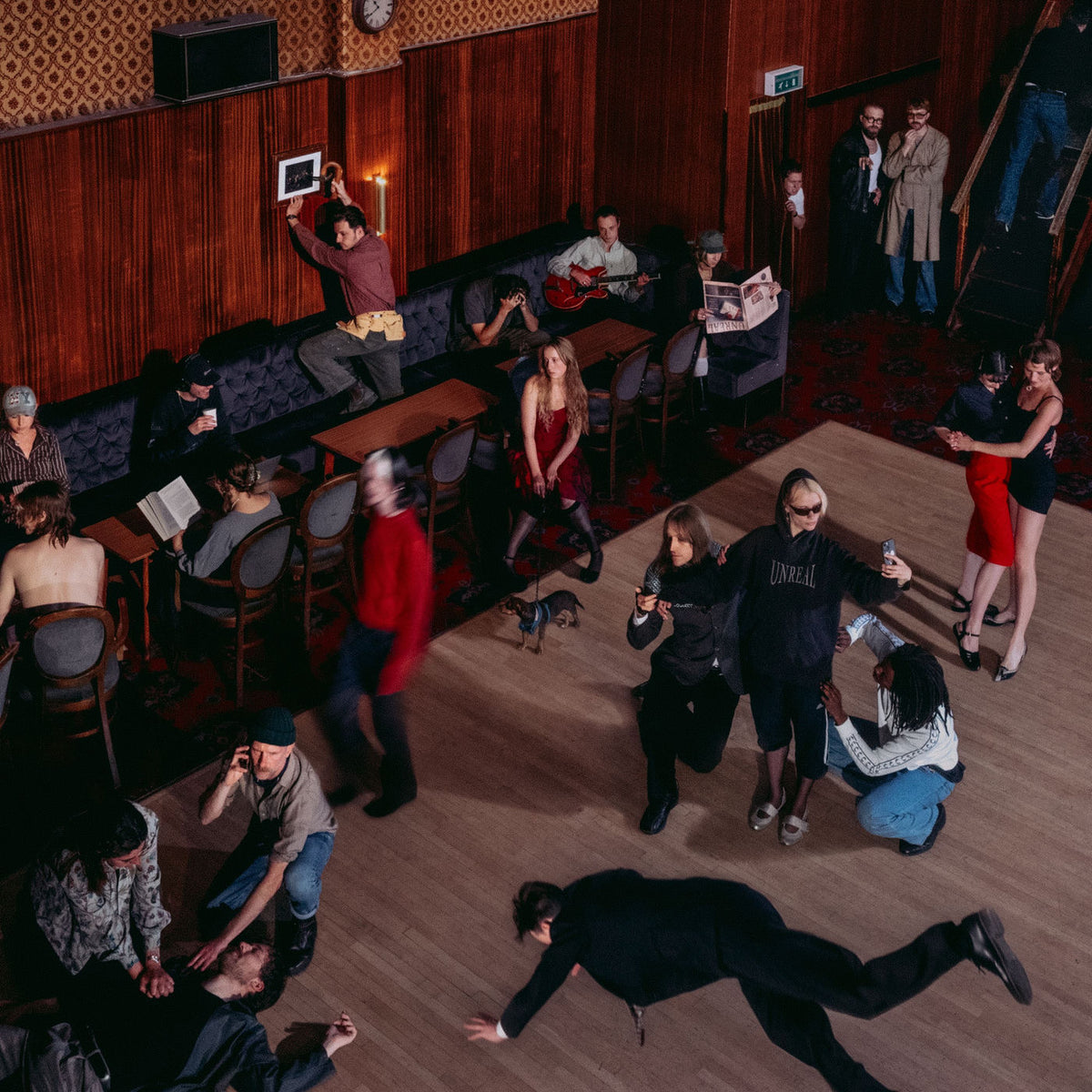 Legss – Unreal — record image 1