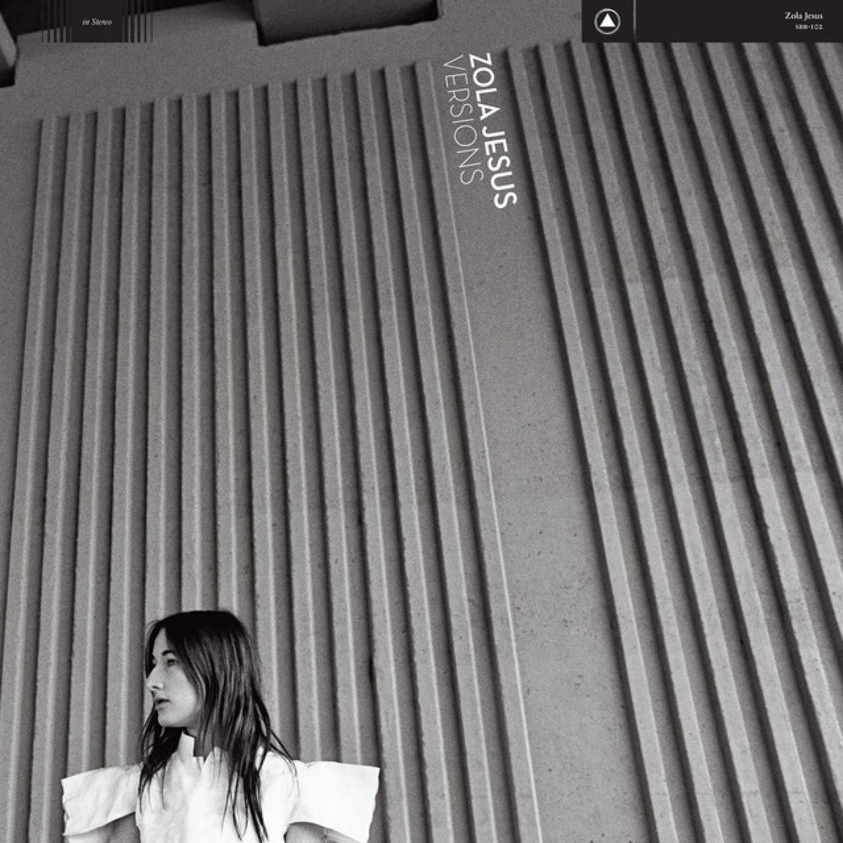 Zola Jesus – Versions vinyl cover